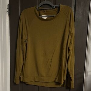 Lou & Grey Olive Sweatshirt